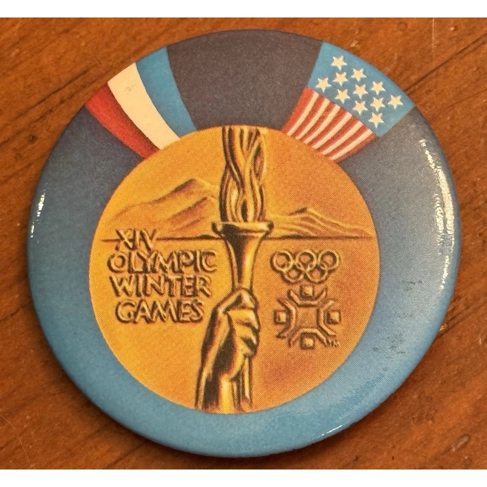 1984 Sarajevo Winter Olympics Torch Vintage Pinback Button Pin Round Circle Flag